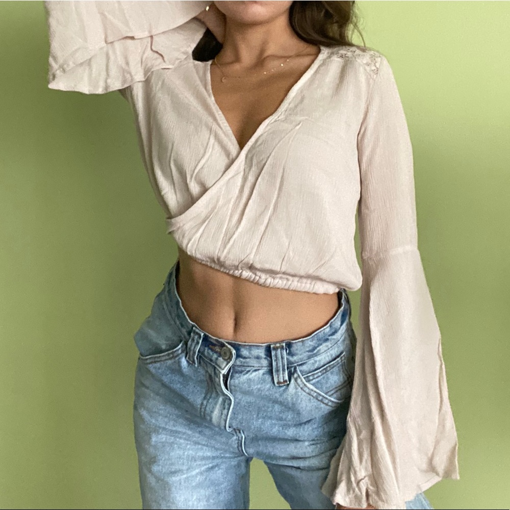 Light pink top - Picture 3 of 8